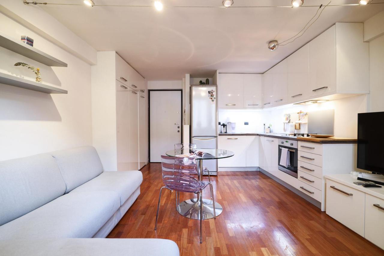 Contempora - Saronno 3 Milan